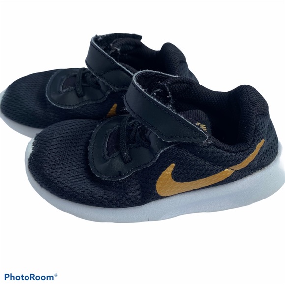 Nike Other - Nike toddler / baby Tanjun sneakers black gold